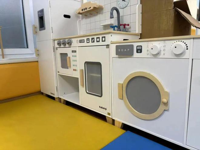 在花市枣苑社区儿童之家正式投入运营凯发入口儿童之家建设｜海豚亲子驿站(图4)