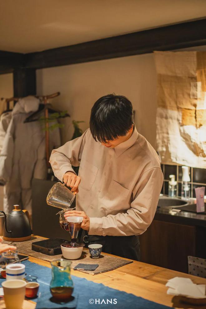 武汉新店躲进8间木屋取暖凯发k8娱乐登录新年逛(图5)