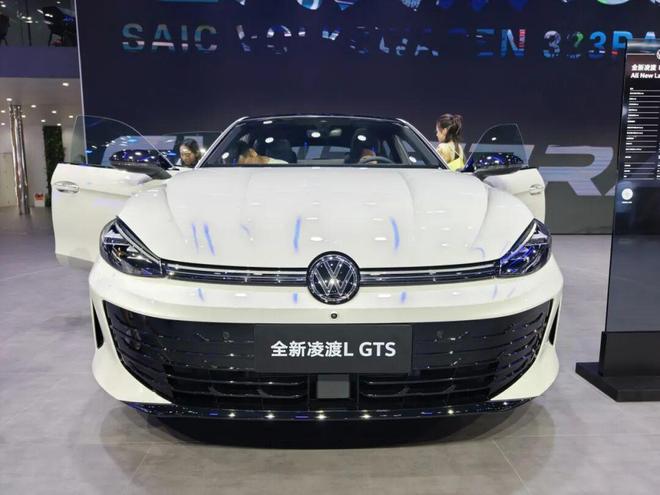 车展个人心中“六佳车”：情绪价值之选凯发K8旗舰店APP2025年成都(图20)