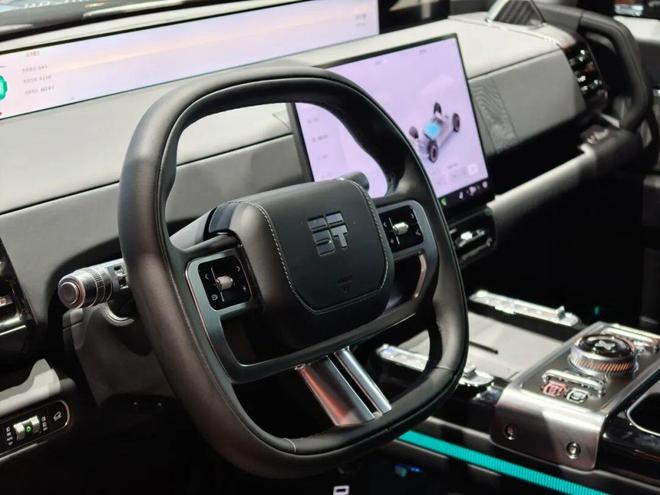 车展个人心中“六佳车”：情绪价值之选凯发K8旗舰店APP2025年成都(图27)
