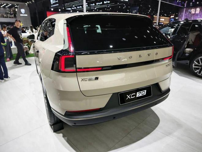 车展个人心中“六佳车”：情绪价值之选凯发K8旗舰店APP2025年成都(图30)