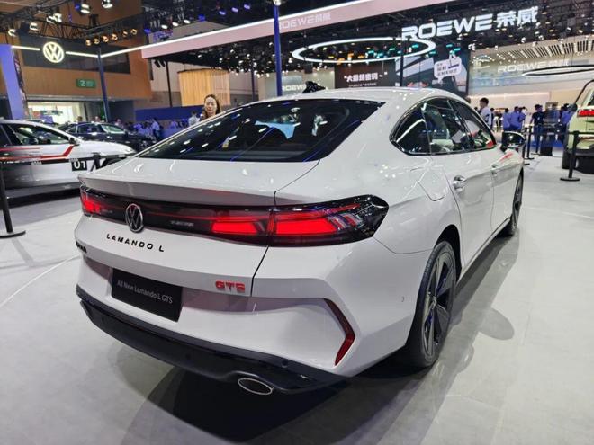 车展个人心中“六佳车”：情绪价值之选凯发K8旗舰店APP2025年成都(图31)